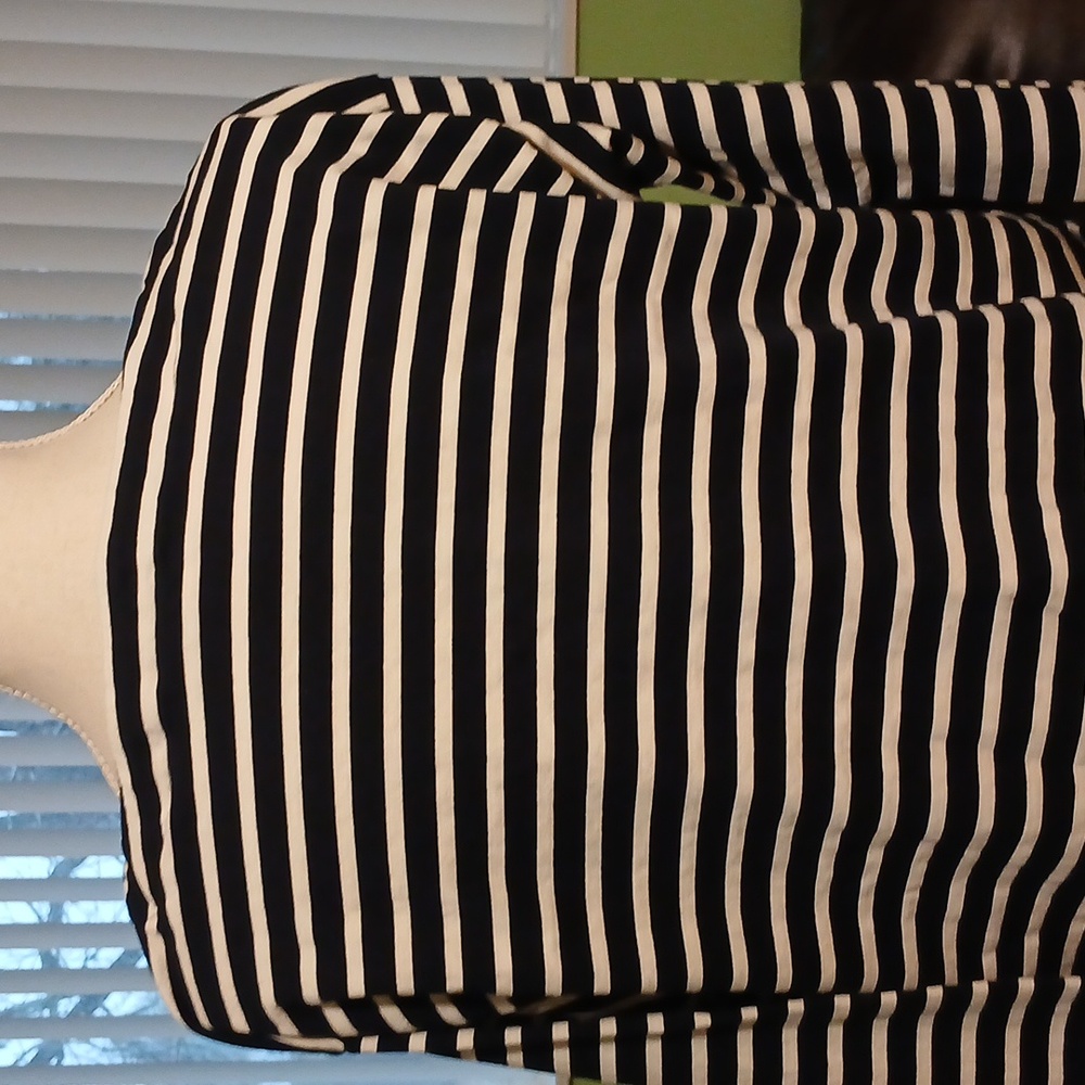 EUC Ralph LAUREN top - Picture 5 of 10